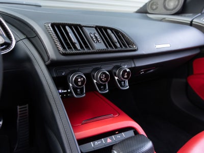 2018 Audi R8 Spyder V10 plus