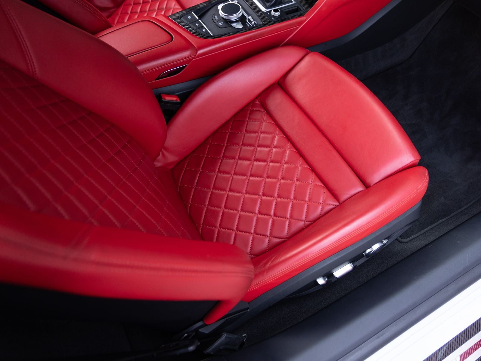 2018 Audi R8 Spyder V10 plus