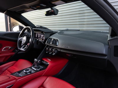 2018 Audi R8 Spyder V10 plus