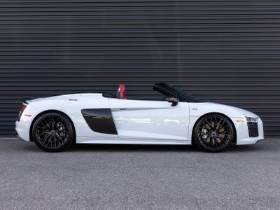2018 Audi R8 Spyder V10 plus