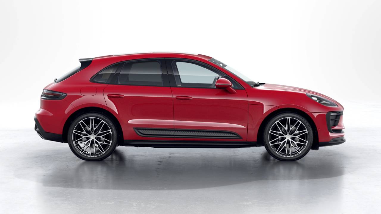 2026 Porsche Macan AWD