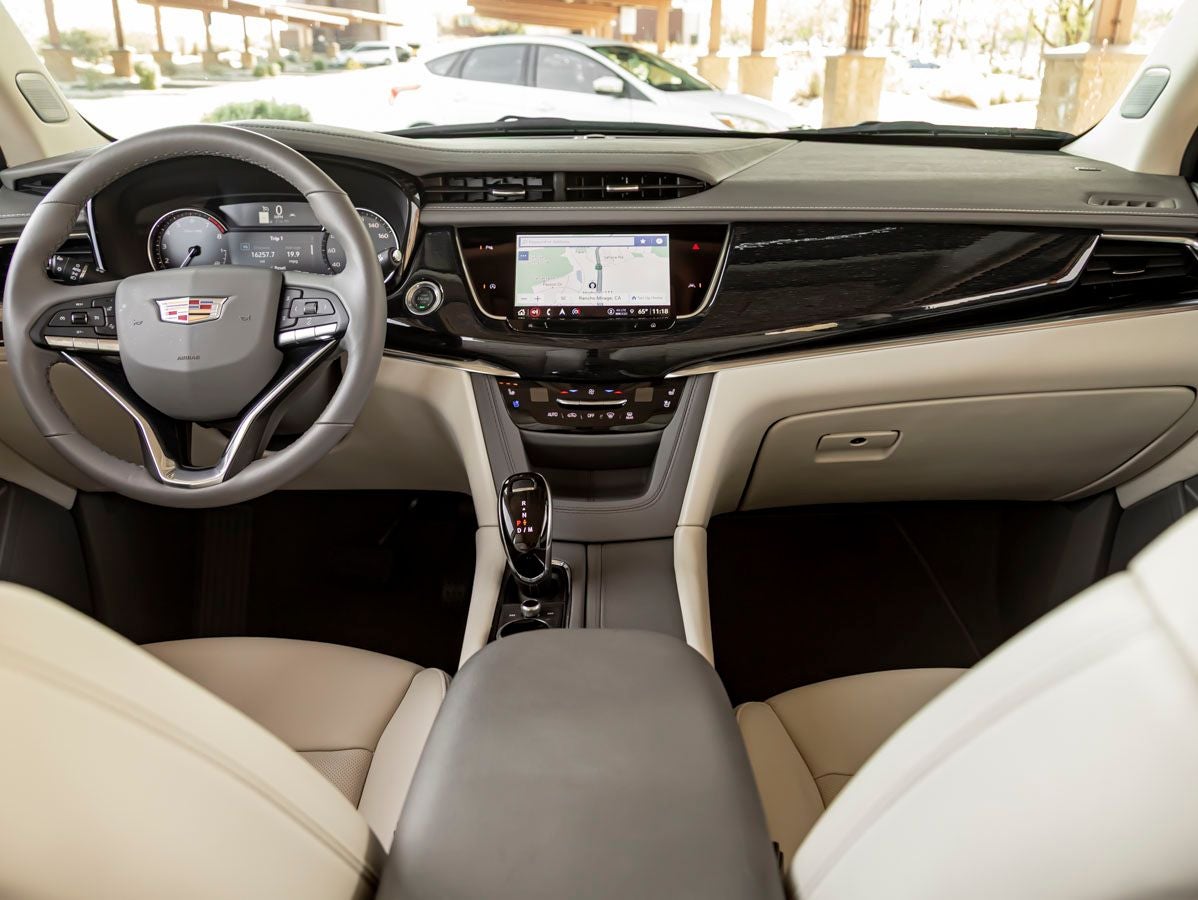 2025 Cadillac XT6 Premium Luxury