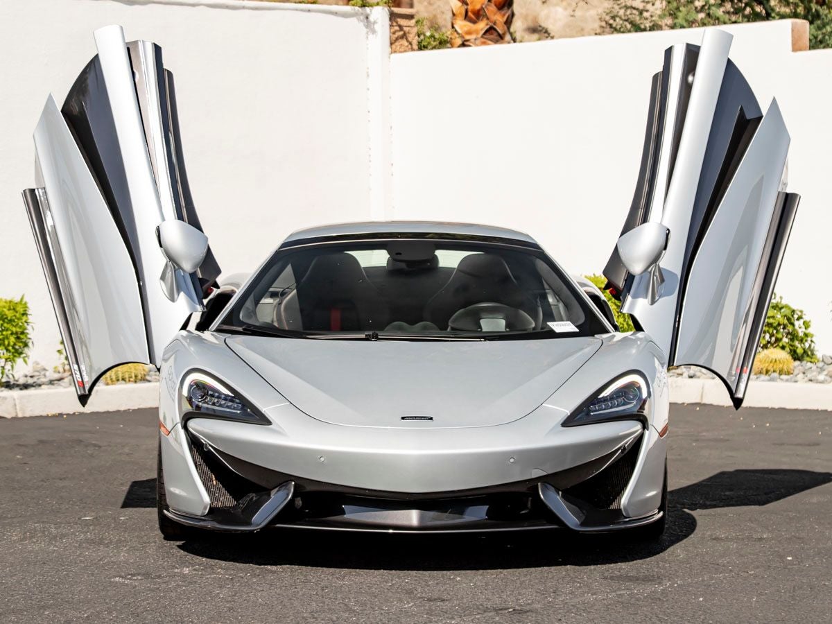 2019 McLaren 570S Base