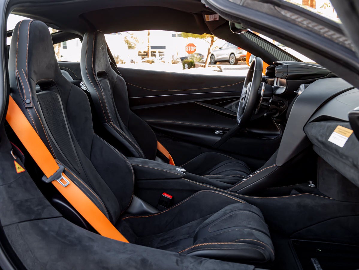 2025 McLaren 750S Performance