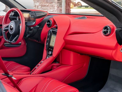 2024 McLaren 750S Base