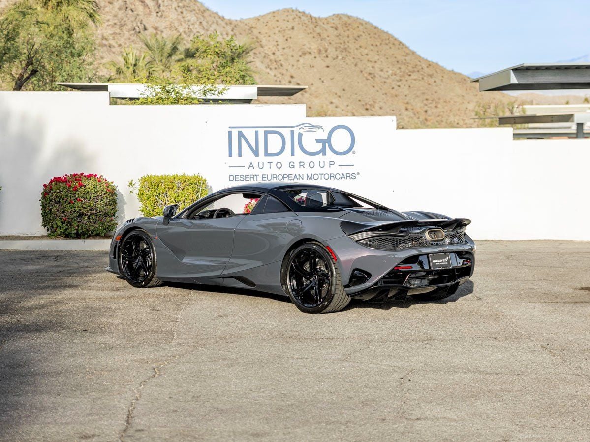 2025 McLaren 750S Spider