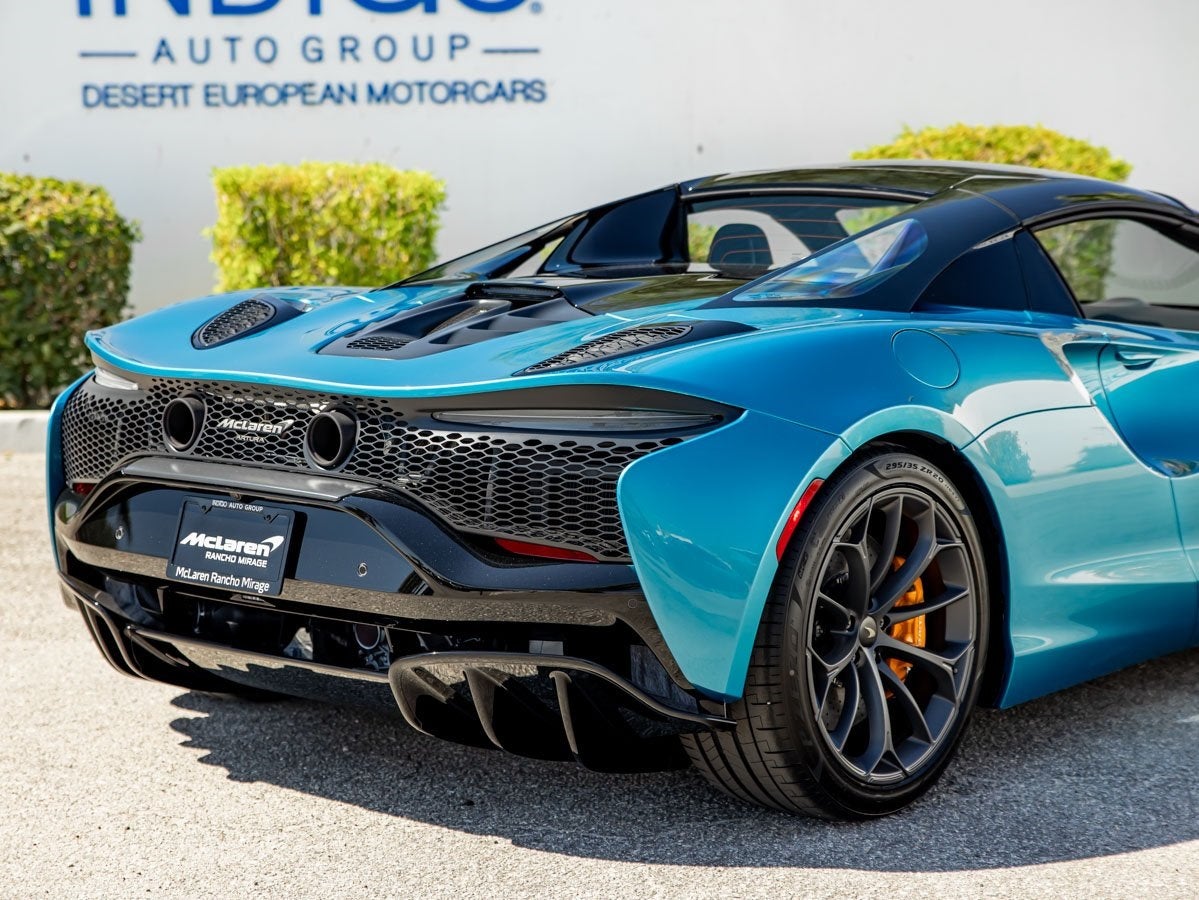 2025 McLaren Artura Spider