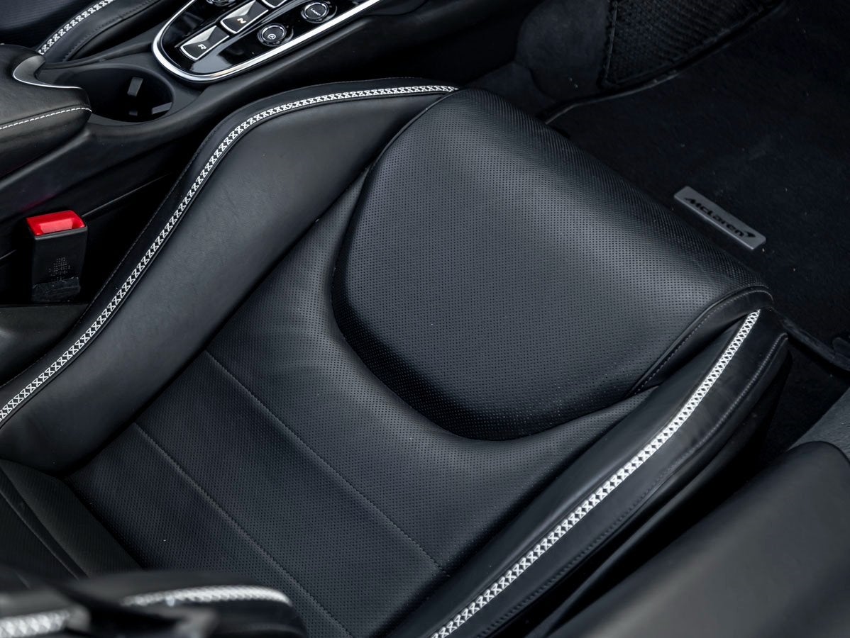 2023 McLaren GT Base