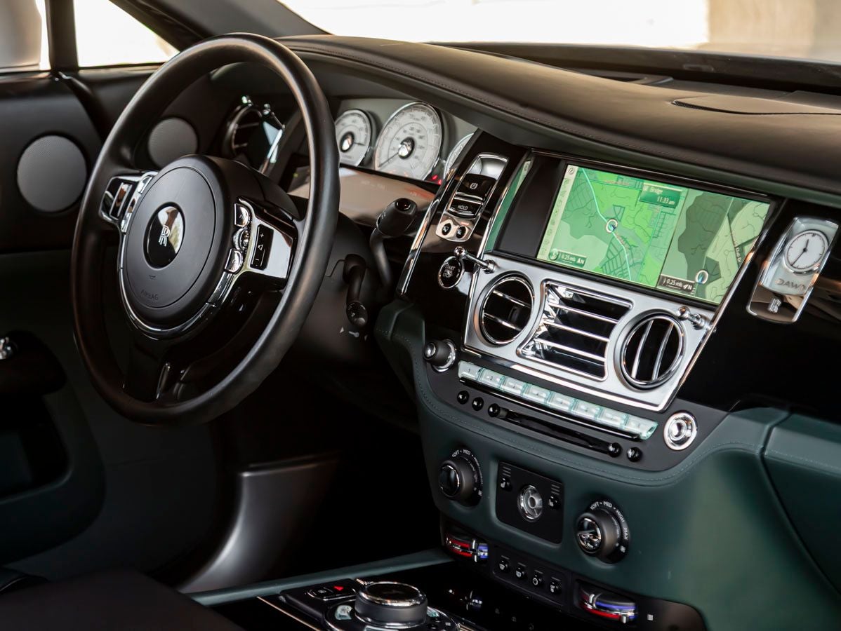 2016 Rolls-Royce Dawn Base