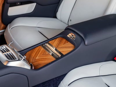 2016 Rolls-Royce Dawn Base