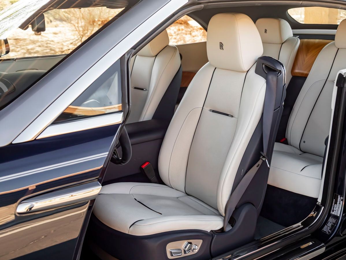 2016 Rolls-Royce Dawn Base