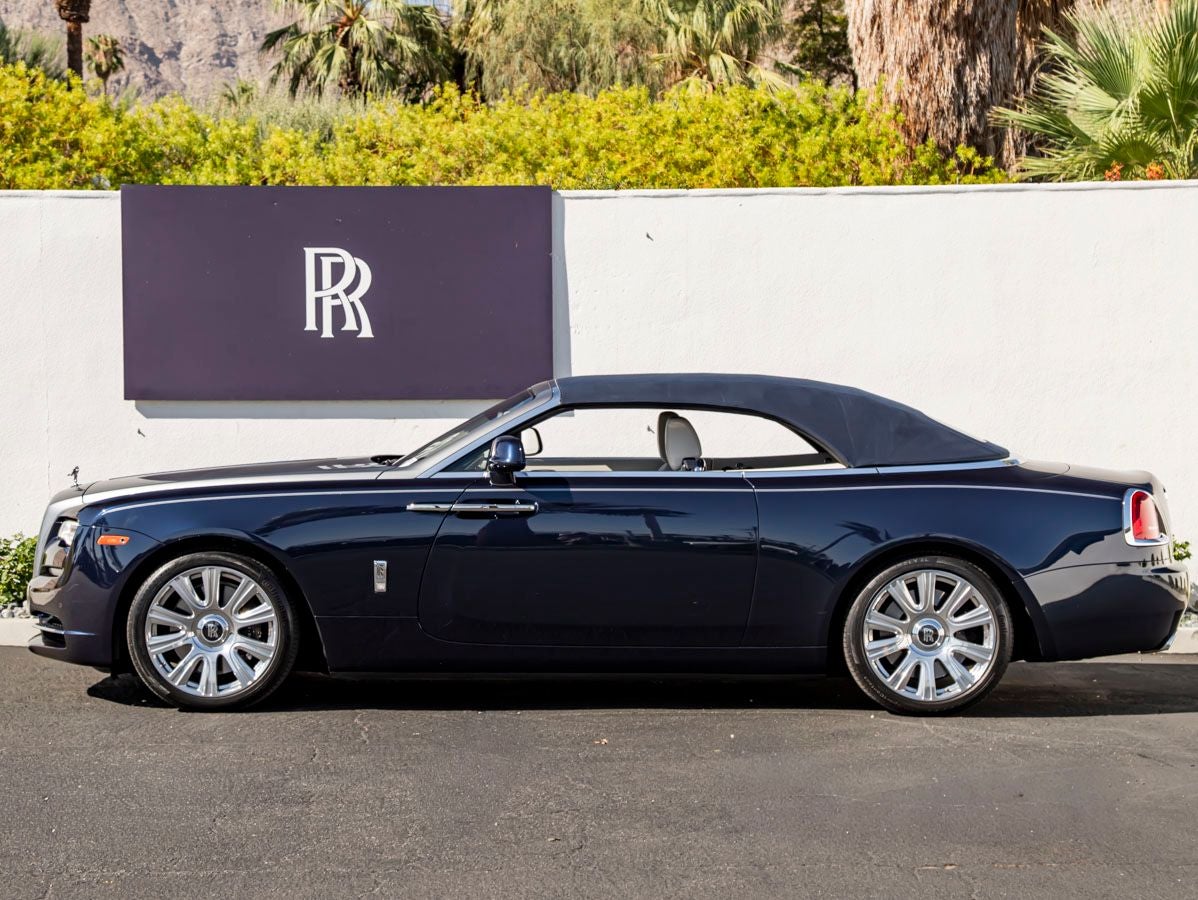 2016 Rolls-Royce Dawn Base