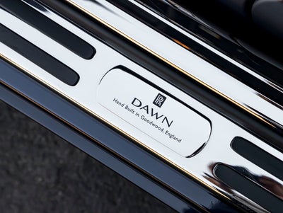 2016 Rolls-Royce Dawn Base