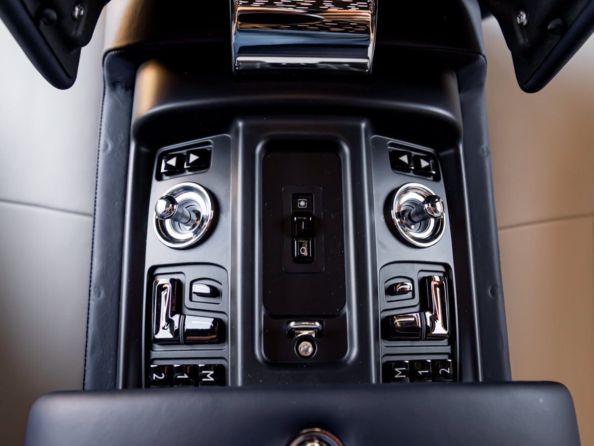 2016 Rolls-Royce Phantom 