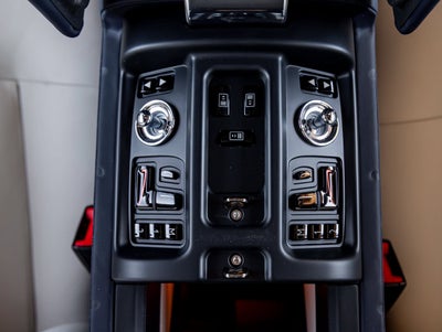2016 Rolls-Royce Phantom 