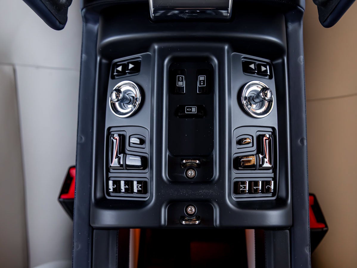 2016 Rolls-Royce Phantom 