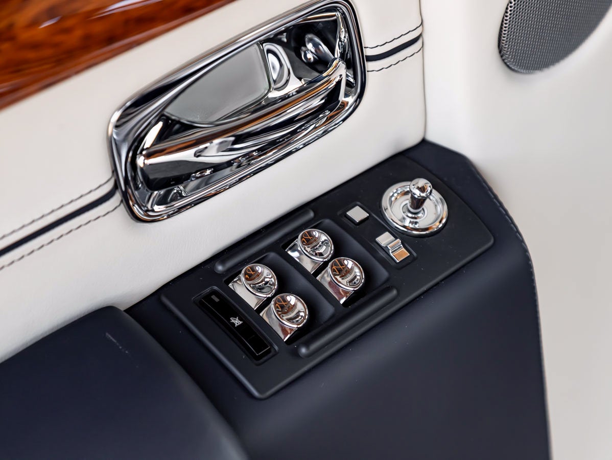 2016 Rolls-Royce Phantom 