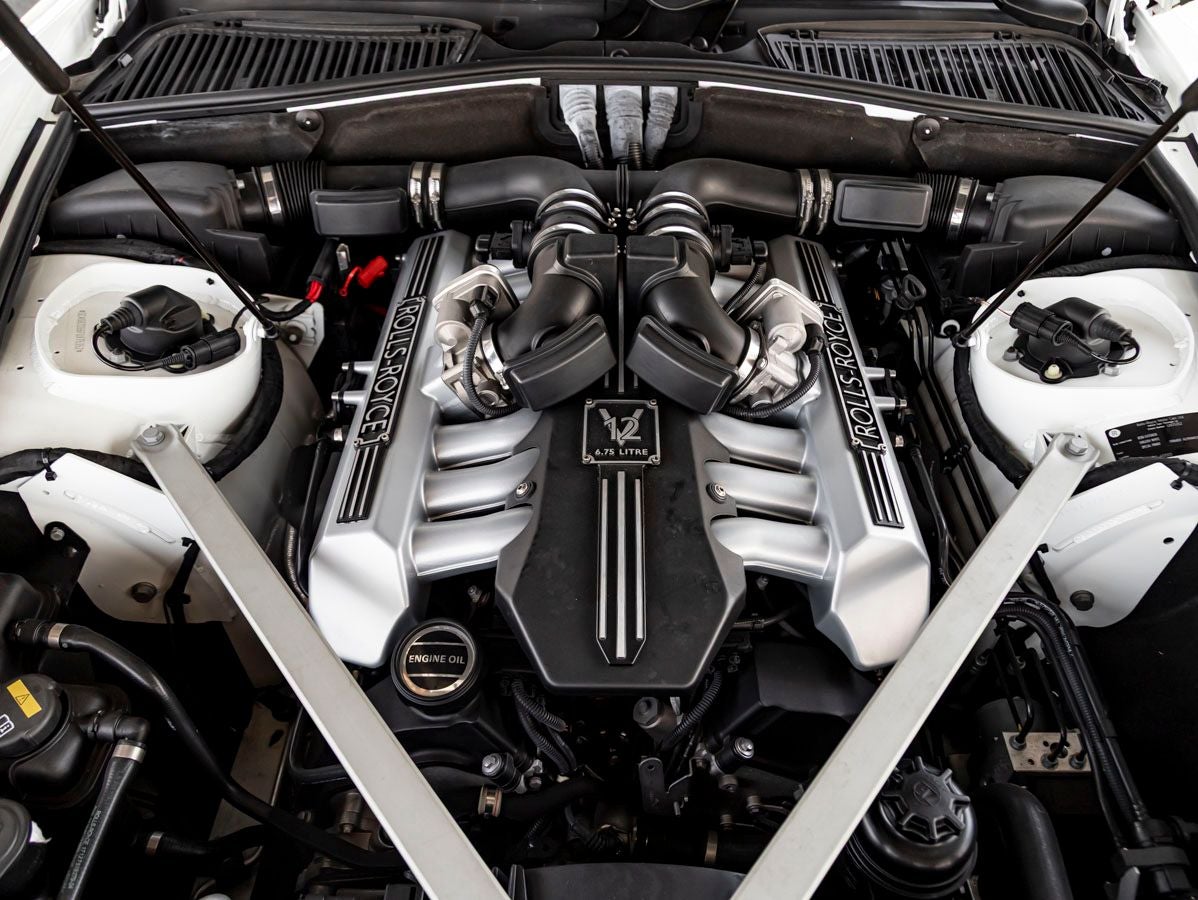 2015 Rolls-Royce Phantom Drophead Coupe 