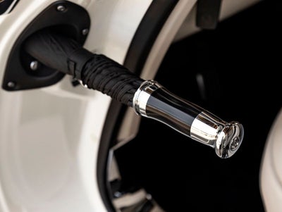 2015 Rolls-Royce Phantom Drophead Coupe 