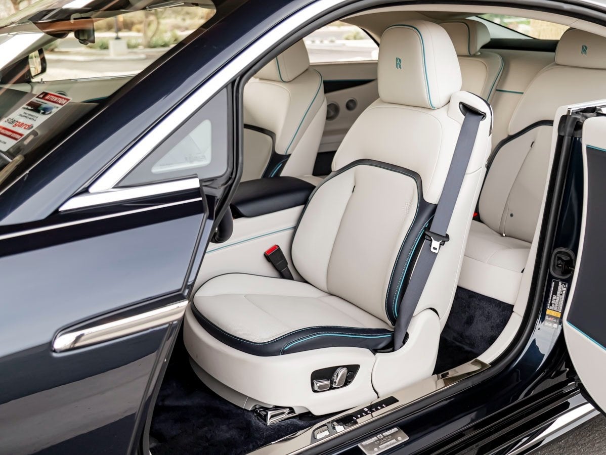 2025 Rolls-Royce Spectre 