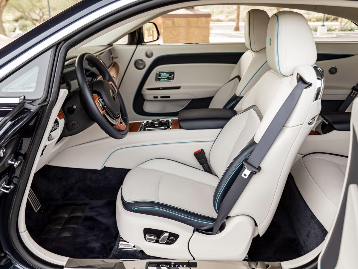 2025 Rolls-Royce Spectre 