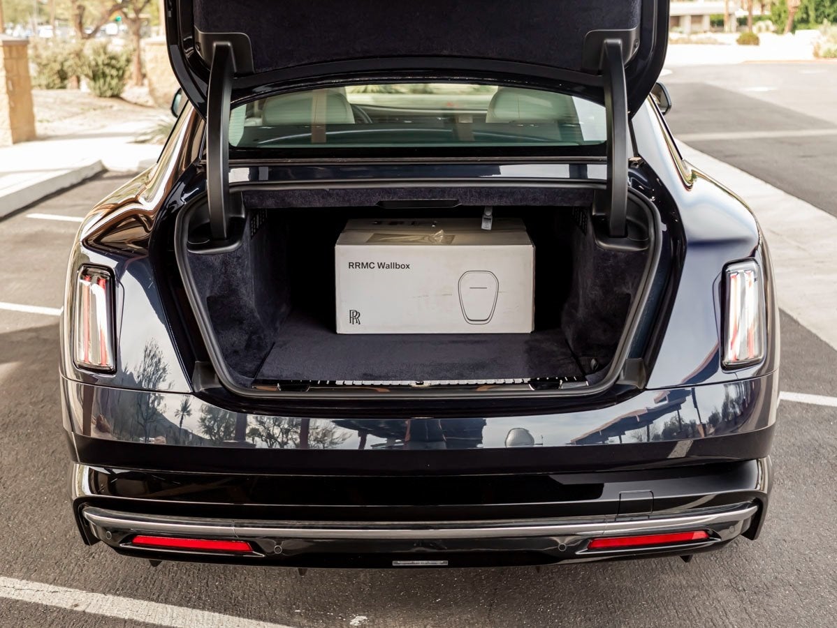 2025 Rolls-Royce Spectre 