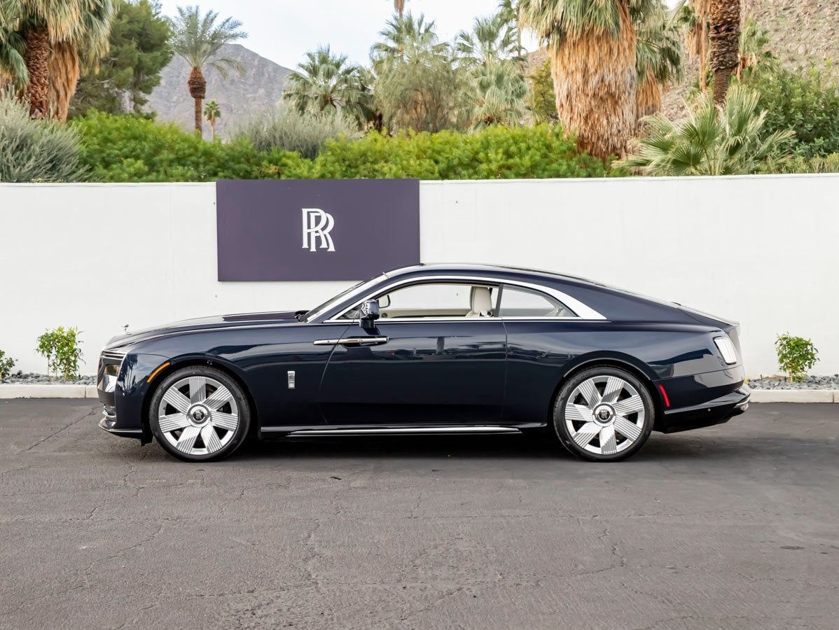 2025 Rolls-Royce Spectre 