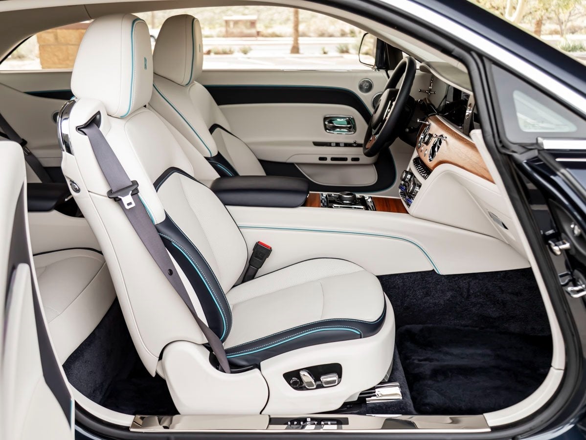 2025 Rolls-Royce Spectre 