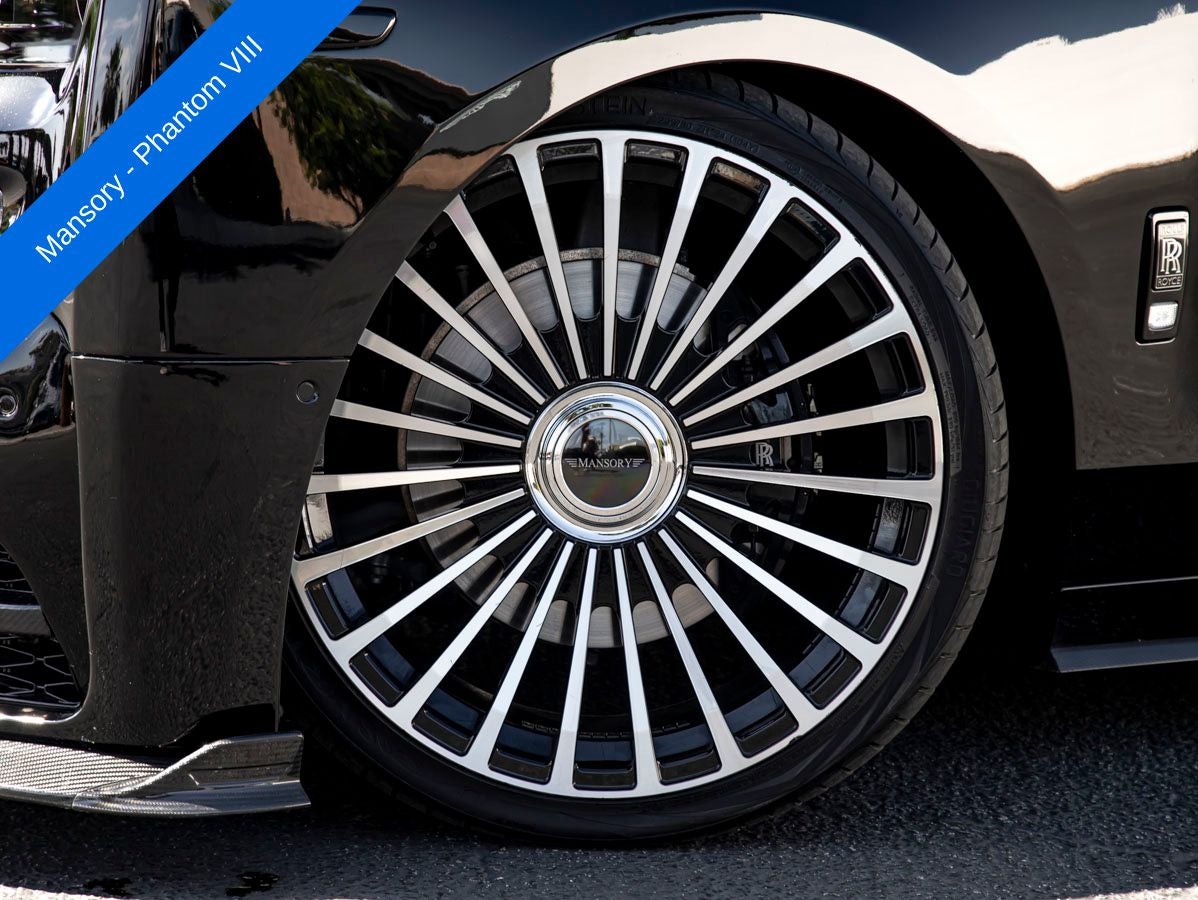 2023 Rolls-Royce Phantom 