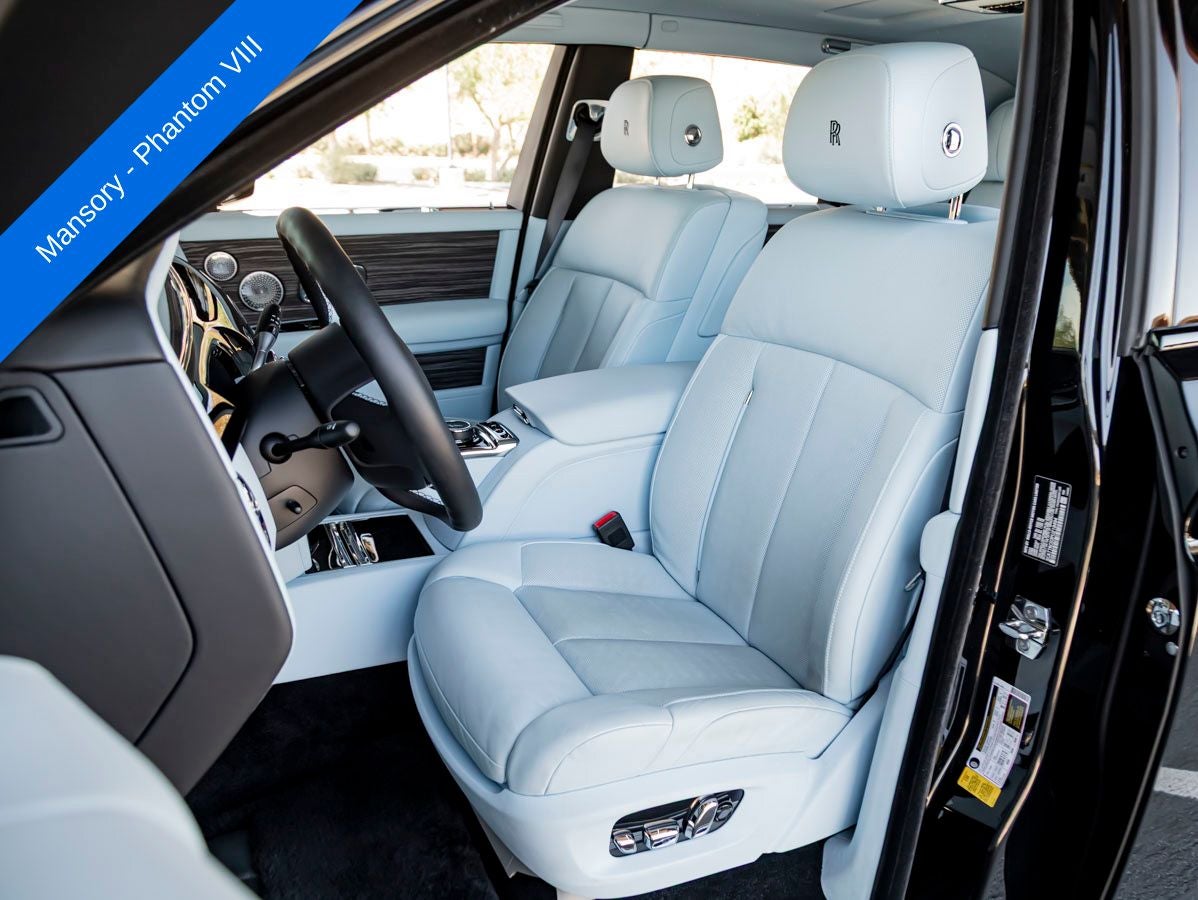 2023 Rolls-Royce Phantom 