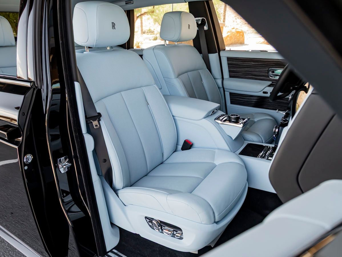 2023 Rolls-Royce Phantom 