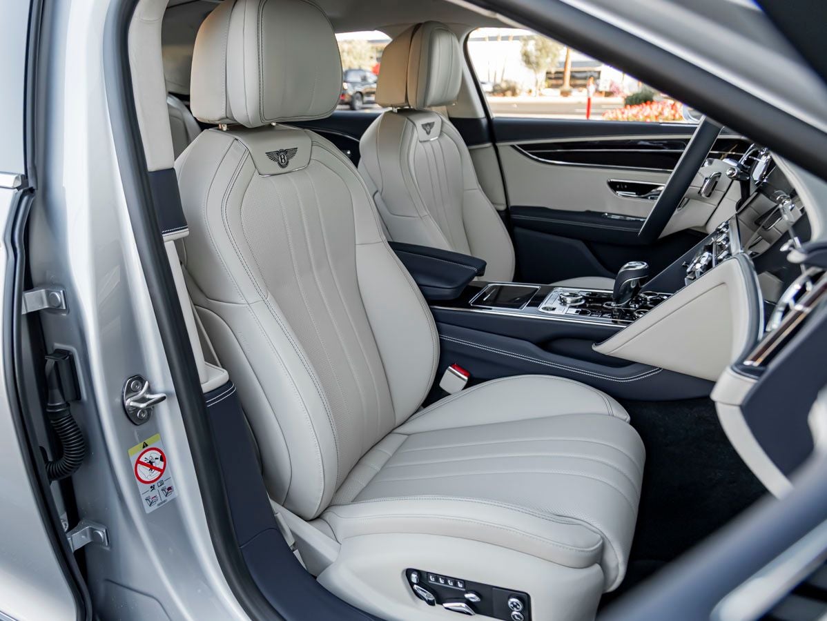 2026 Bentley Flying Spur V8