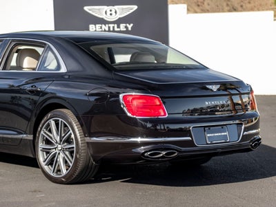 2022 Bentley Flying Spur Hybrid Base