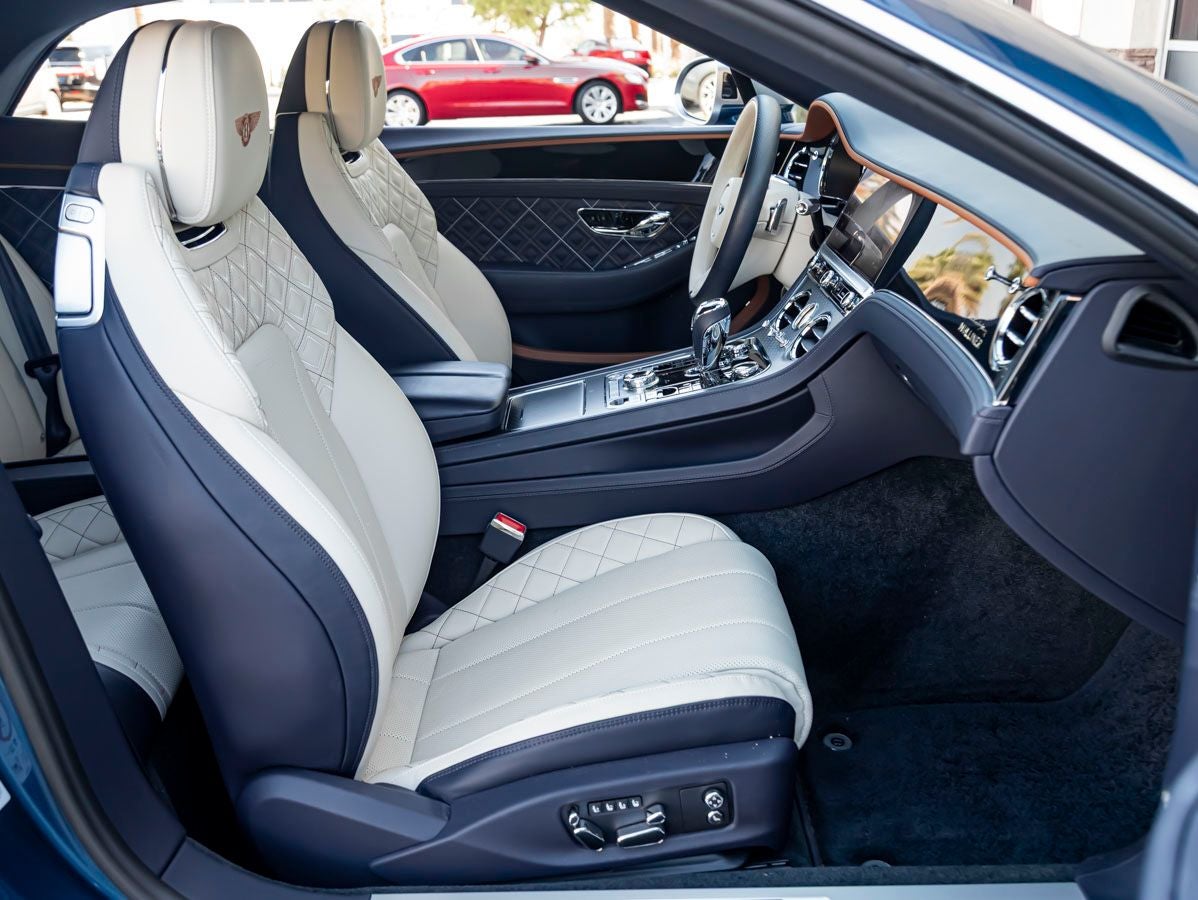 2024 Bentley Continental GTC Mulliner V8