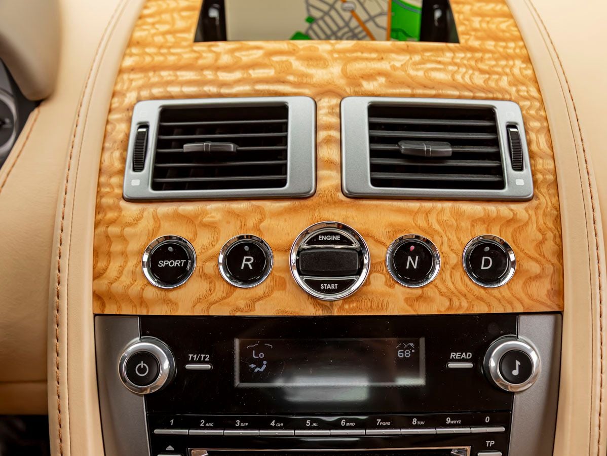 2013 Aston Martin V8 Vantage S Base
