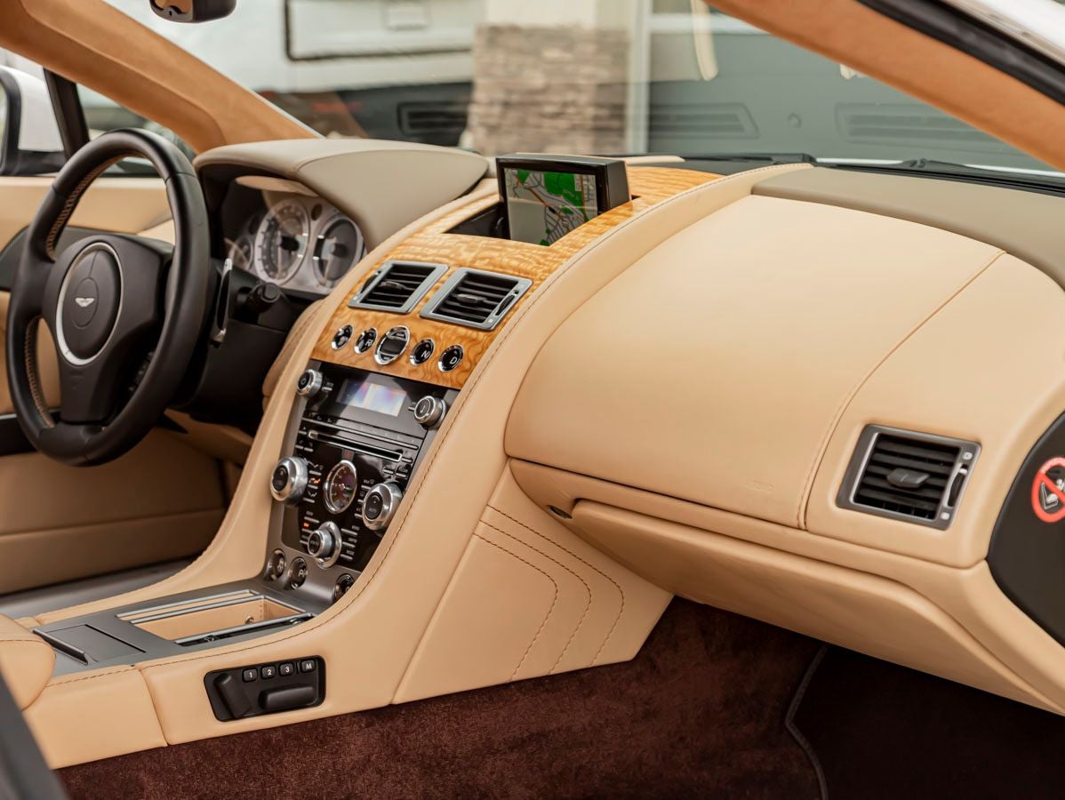 2013 Aston Martin V8 Vantage S Base