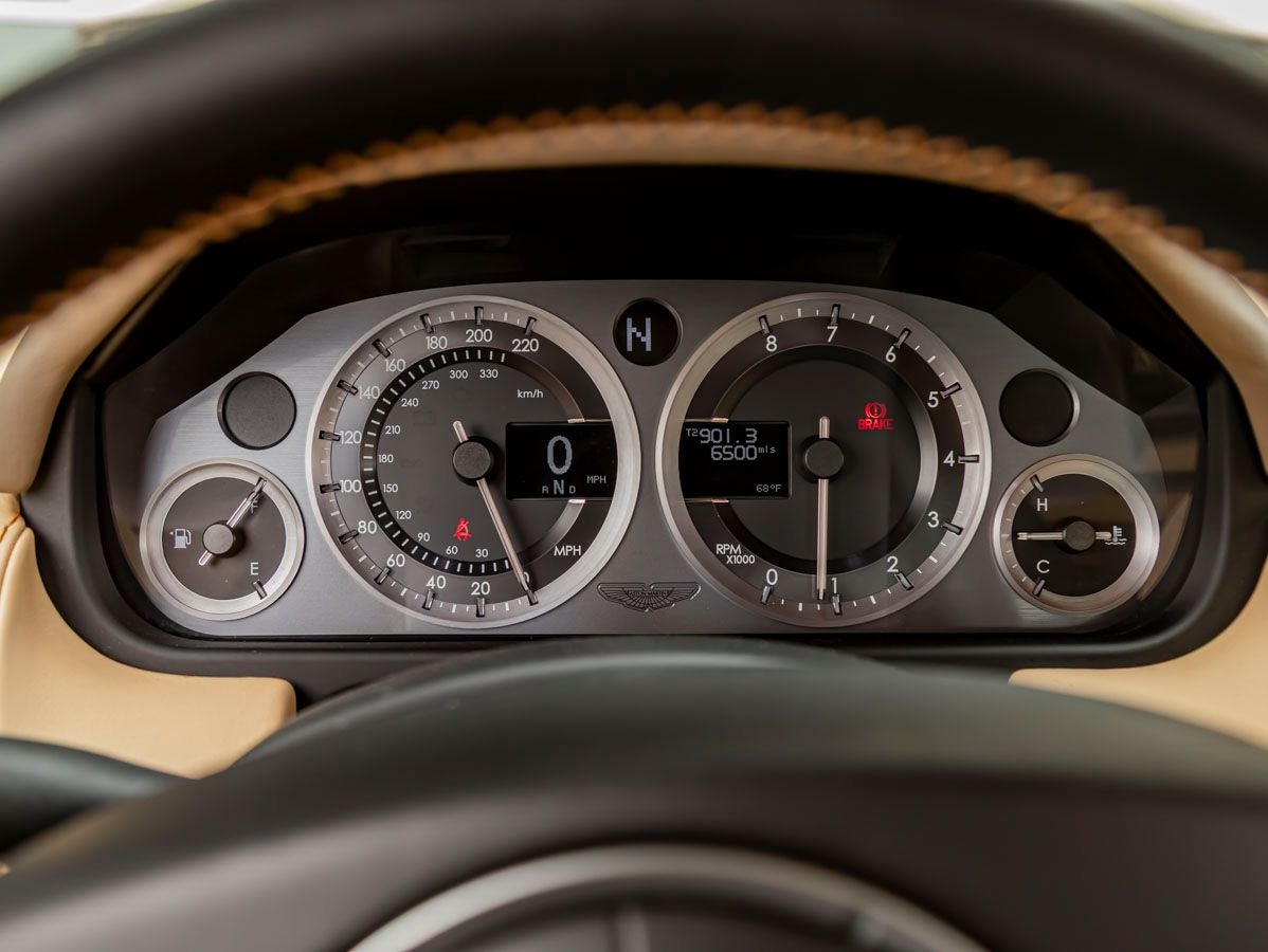 2013 Aston Martin V8 Vantage S Base