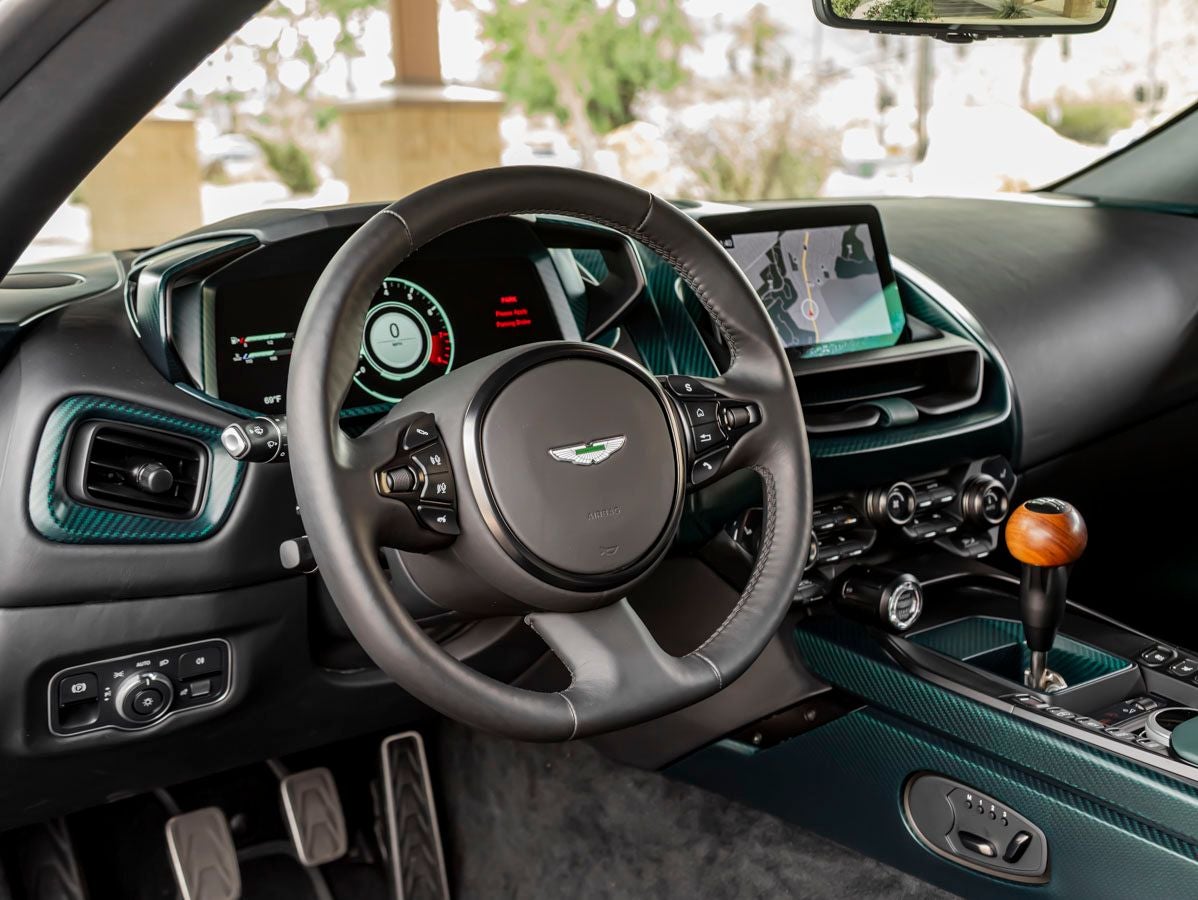2024 Aston Martin Valor Base