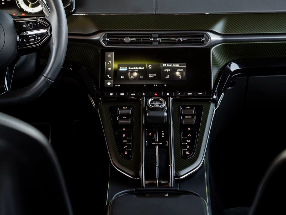 2025 Aston Martin Vantage Base