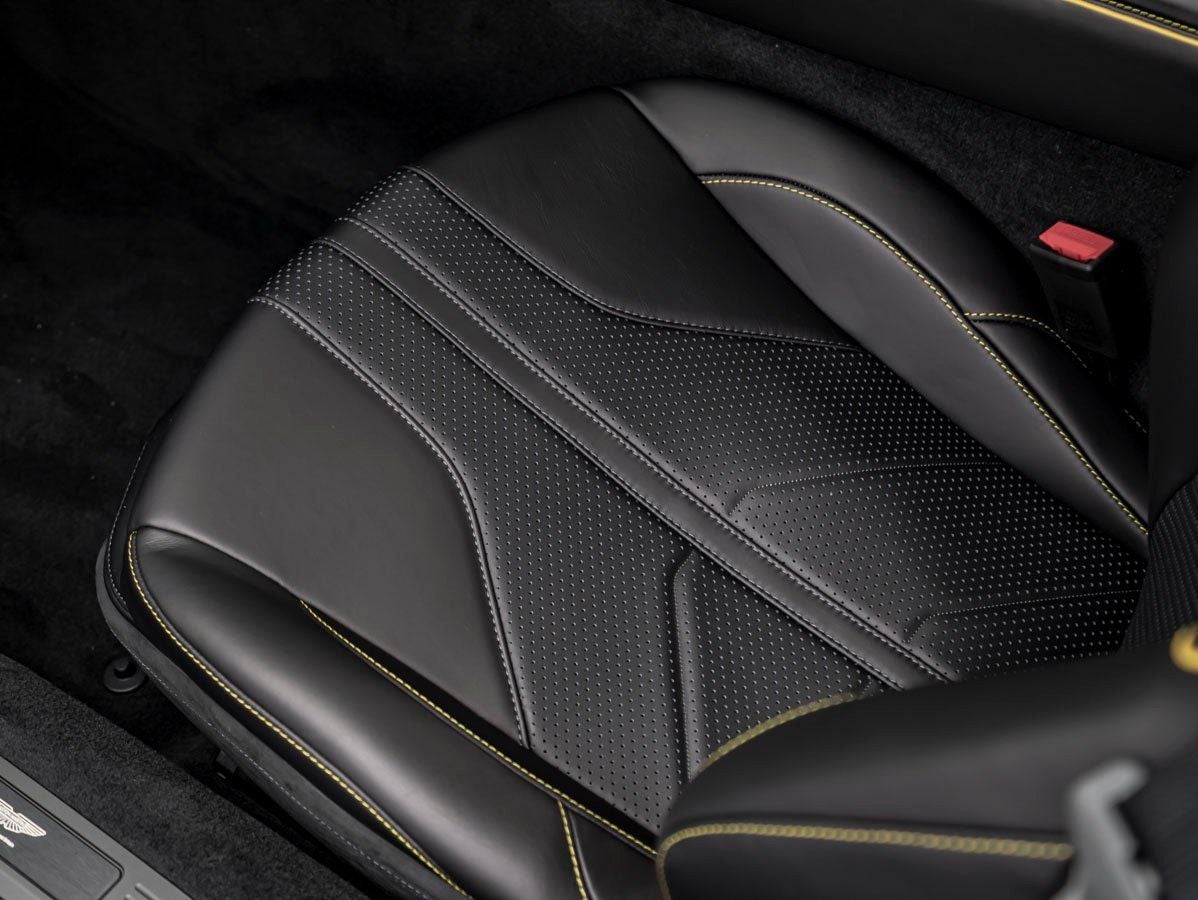 2026 Aston Martin Vantage Roadster