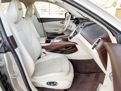 2021 Aston Martin DBX Base