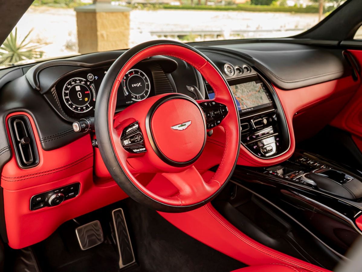 2021 Aston Martin DBX Base
