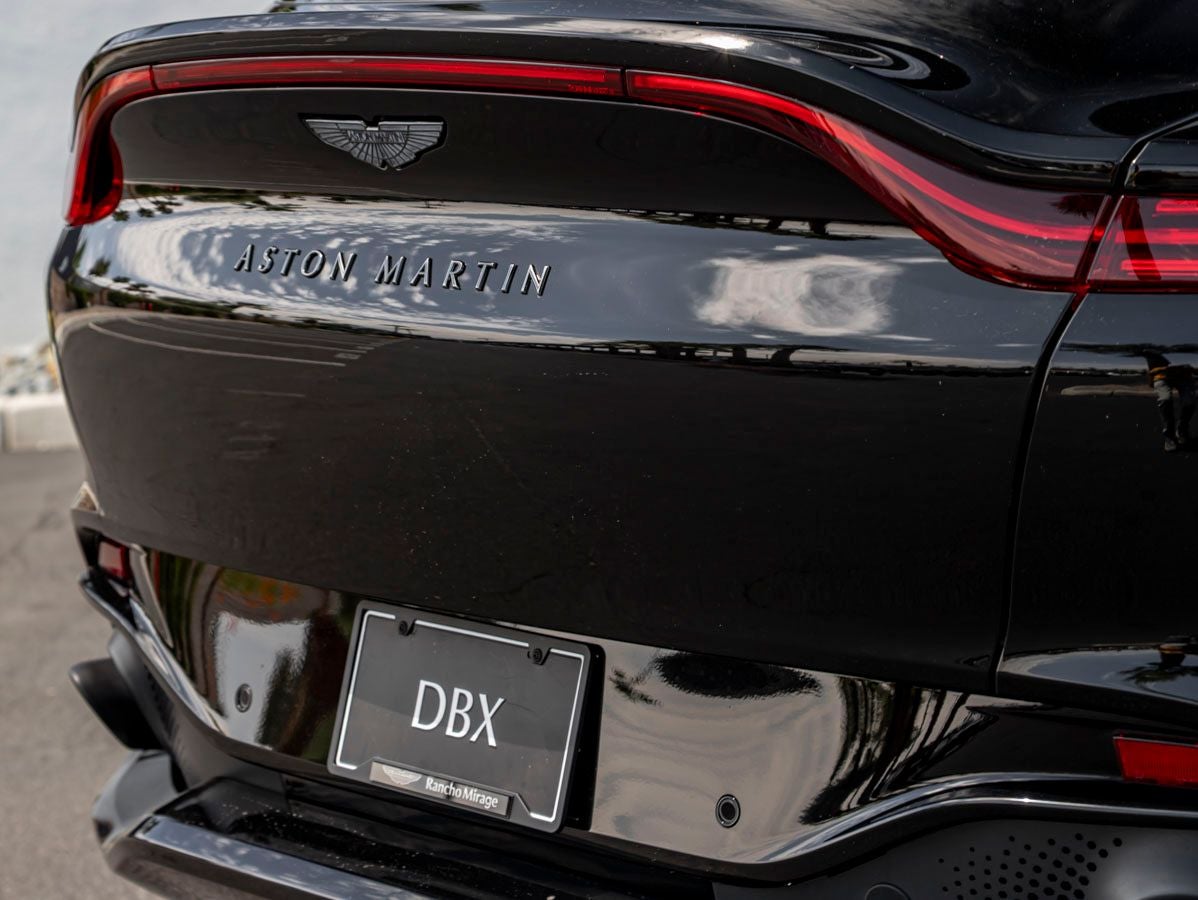 2021 Aston Martin DBX Base