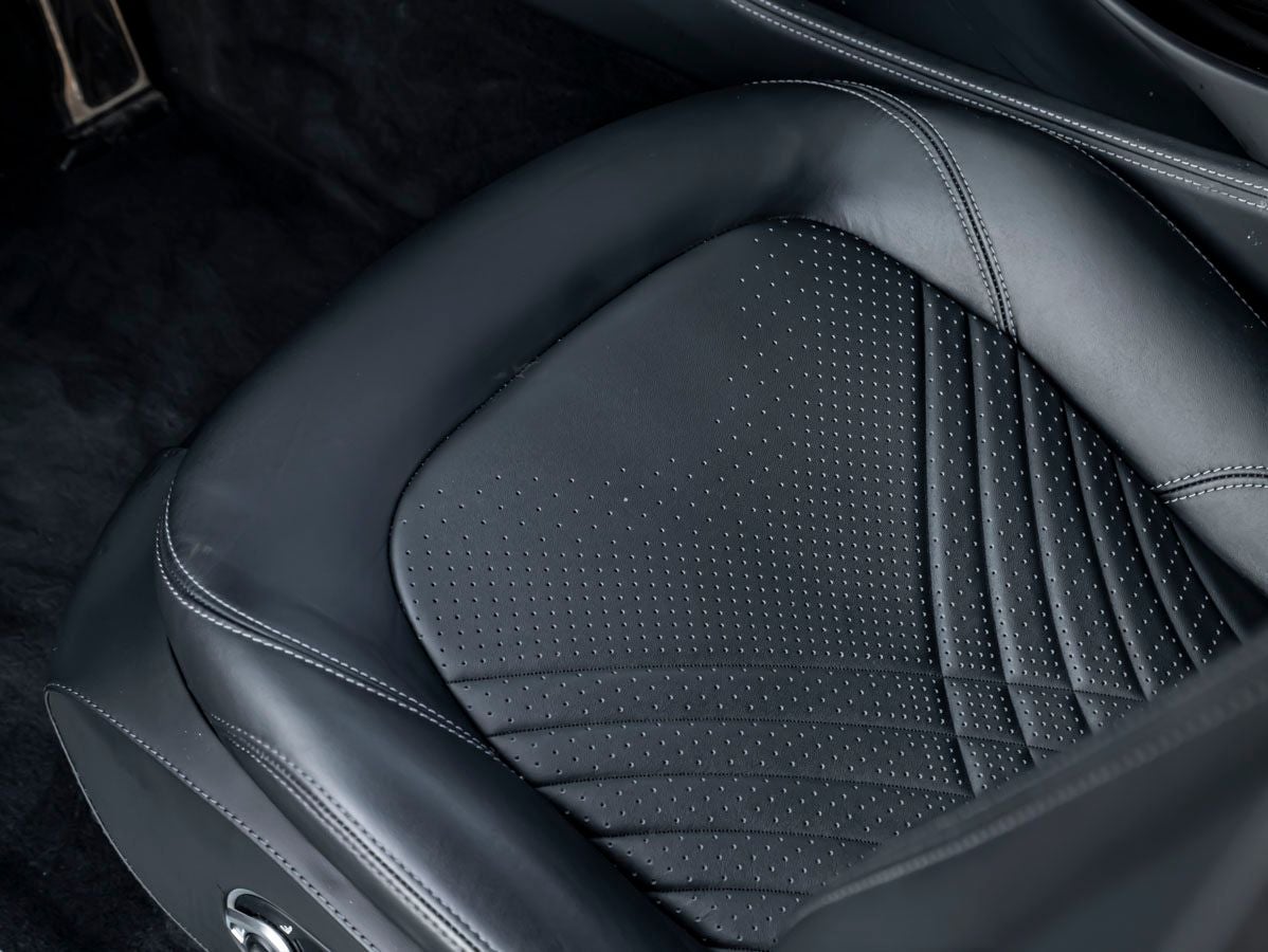 2024 Aston Martin DBX Base