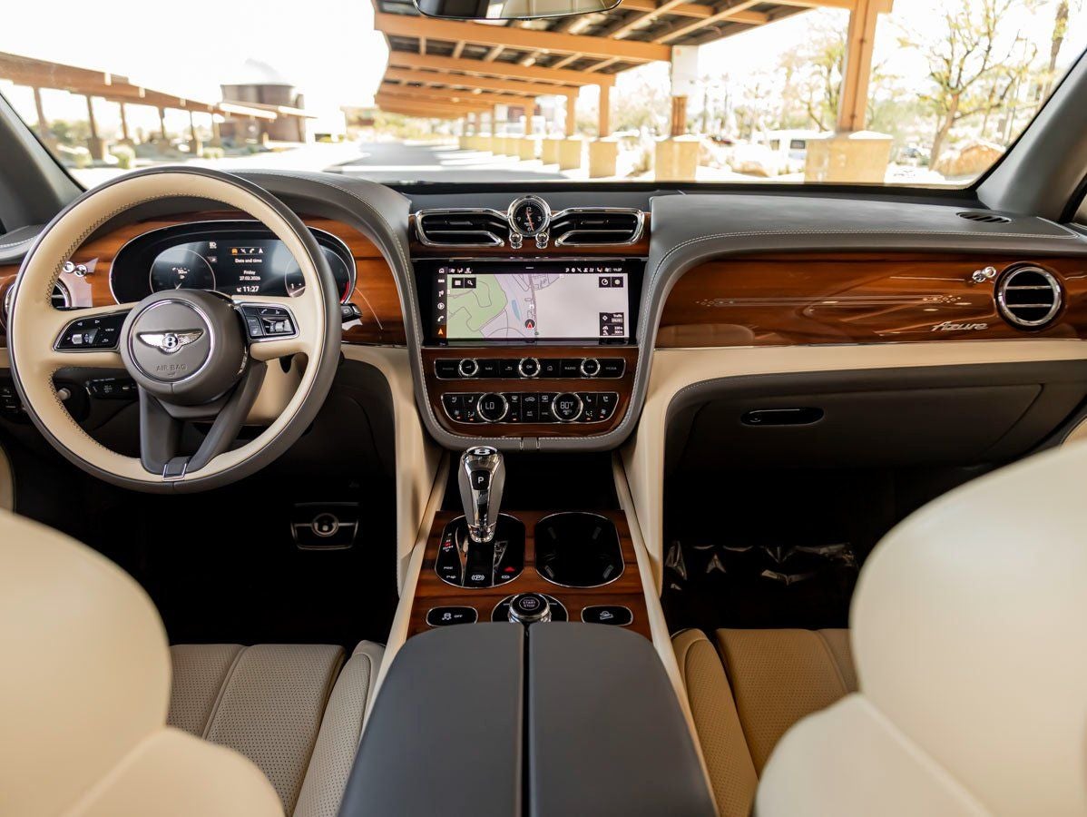 2023 Bentley Bentayga EWB Azure V8