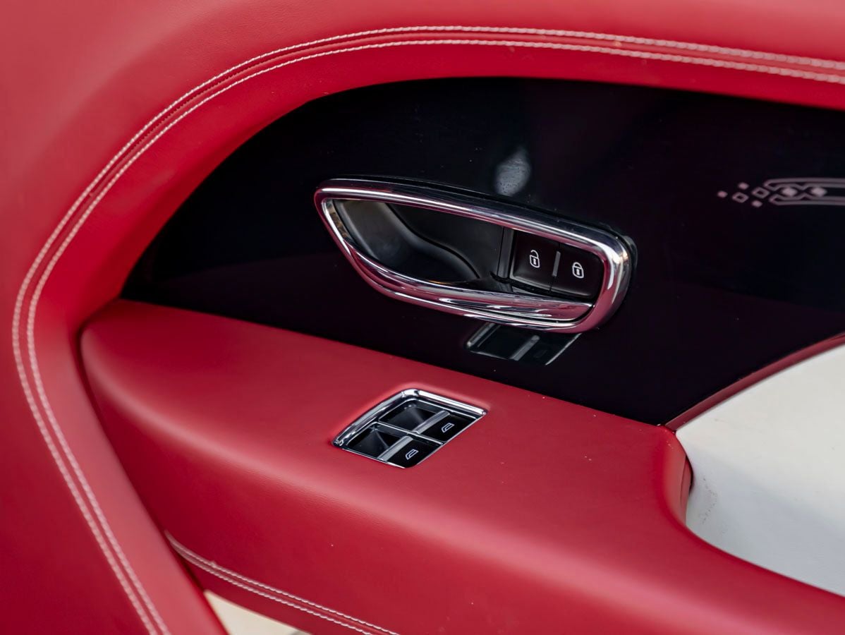 2023 Bentley Bentayga EWB Base