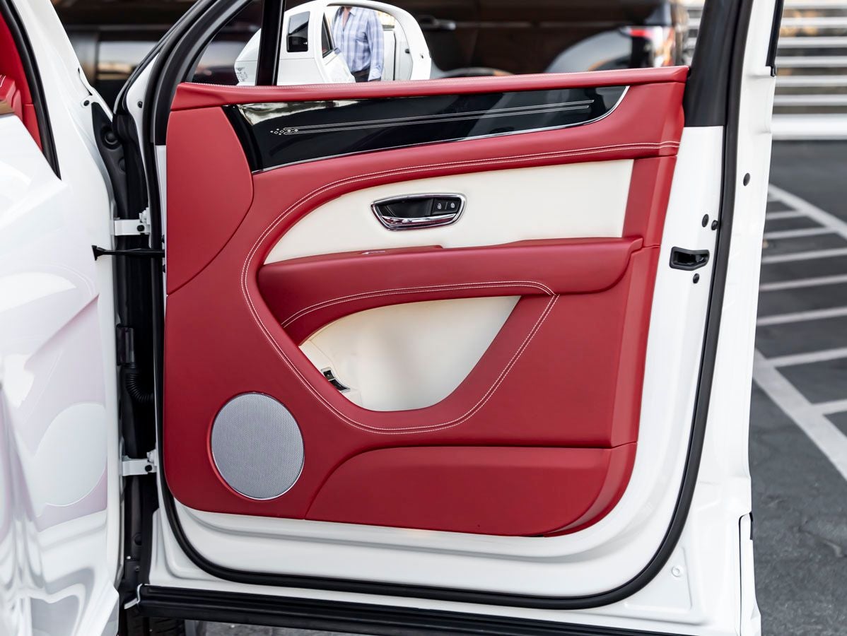 2023 Bentley Bentayga EWB Base