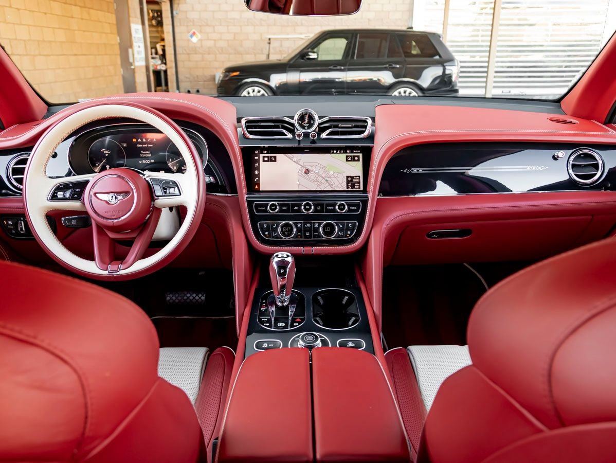 2023 Bentley Bentayga EWB Base