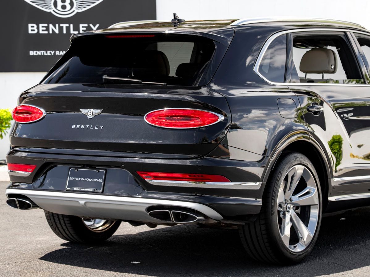 2023 Bentley Bentayga EWB Base