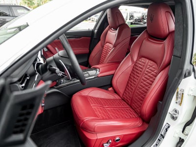 2023 Maserati Quattroporte Modena